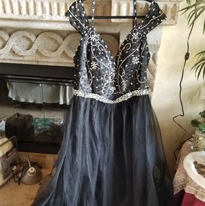 Custom made never worn formal with detail accent b
